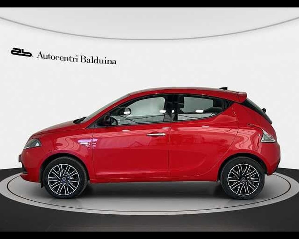 Lancia Ypsilon usata a Roma (3)