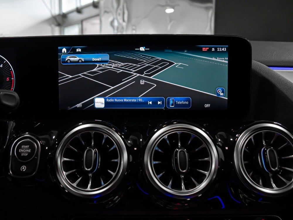 Mercedes-Benz GLA SUV nuova a Macerata (8)