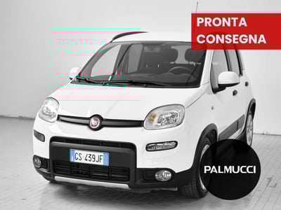 Fiat Panda 1.0 FireFly S&amp;S Hybrid City Cross del 2023 usata a Prato