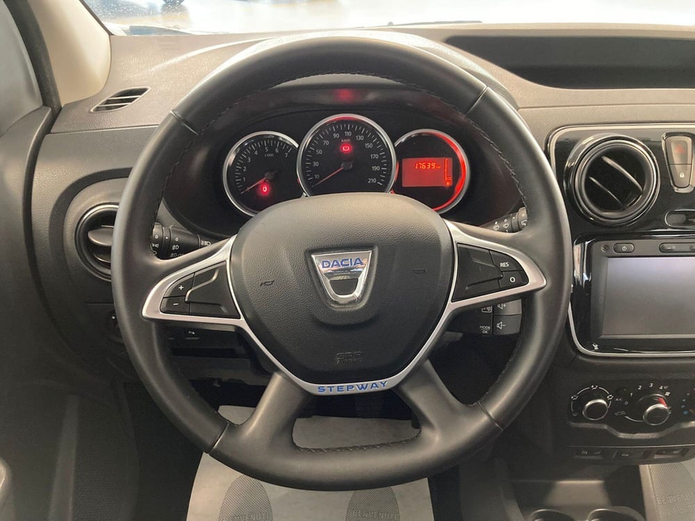 Dacia Dokker usata a Brescia (12)