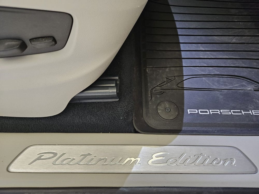 Porsche Cayenne Coupé usata a Bergamo (13)