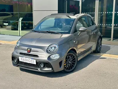 Abarth 695 Cabrio 695 C 1.4 Turbo T-Jet Rivale del 2024 usata a Bari