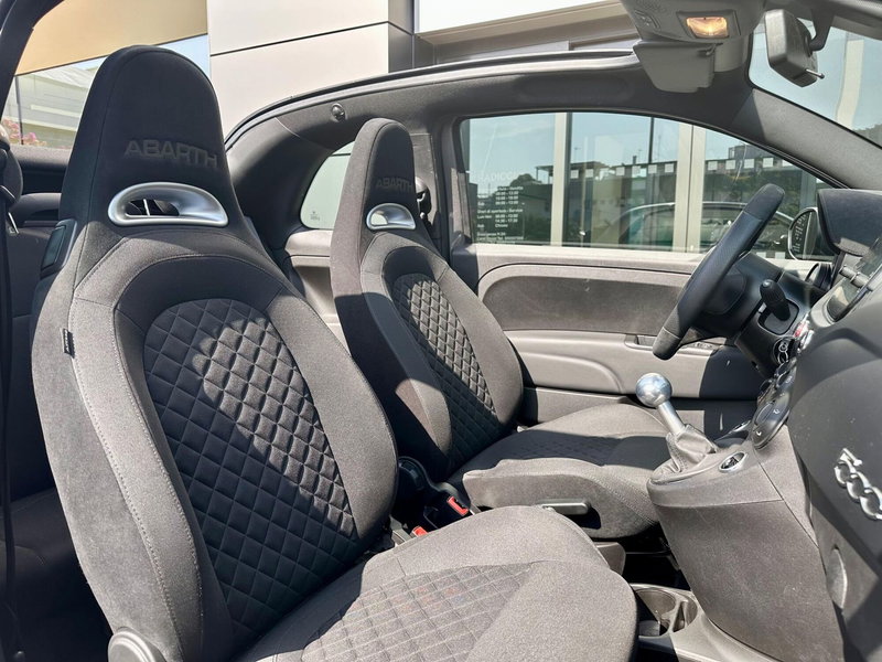 Abarth 695 Cabrio usata a Bari (3)