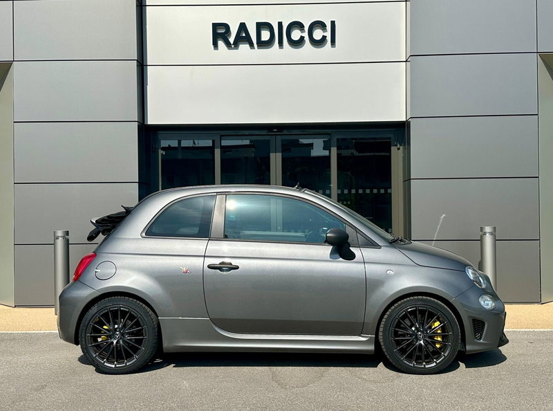 Abarth 695 Cabrio usata a Bari (7)