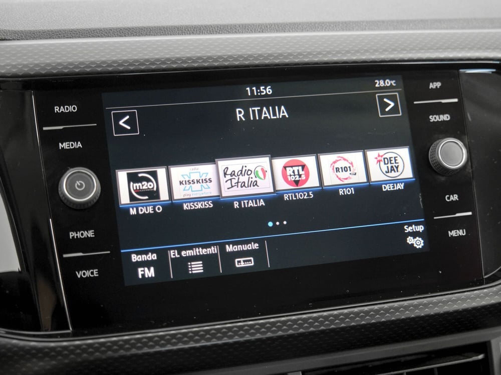 Volkswagen T-Cross usata a Prato (13)