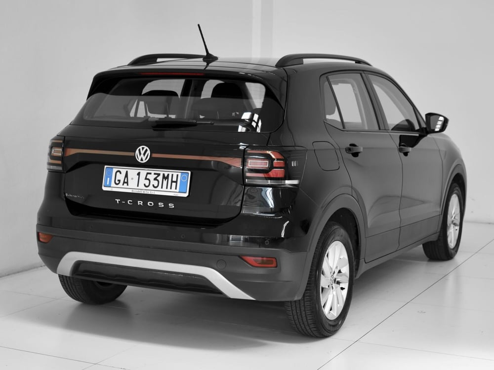 Volkswagen T-Cross usata a Prato (7)