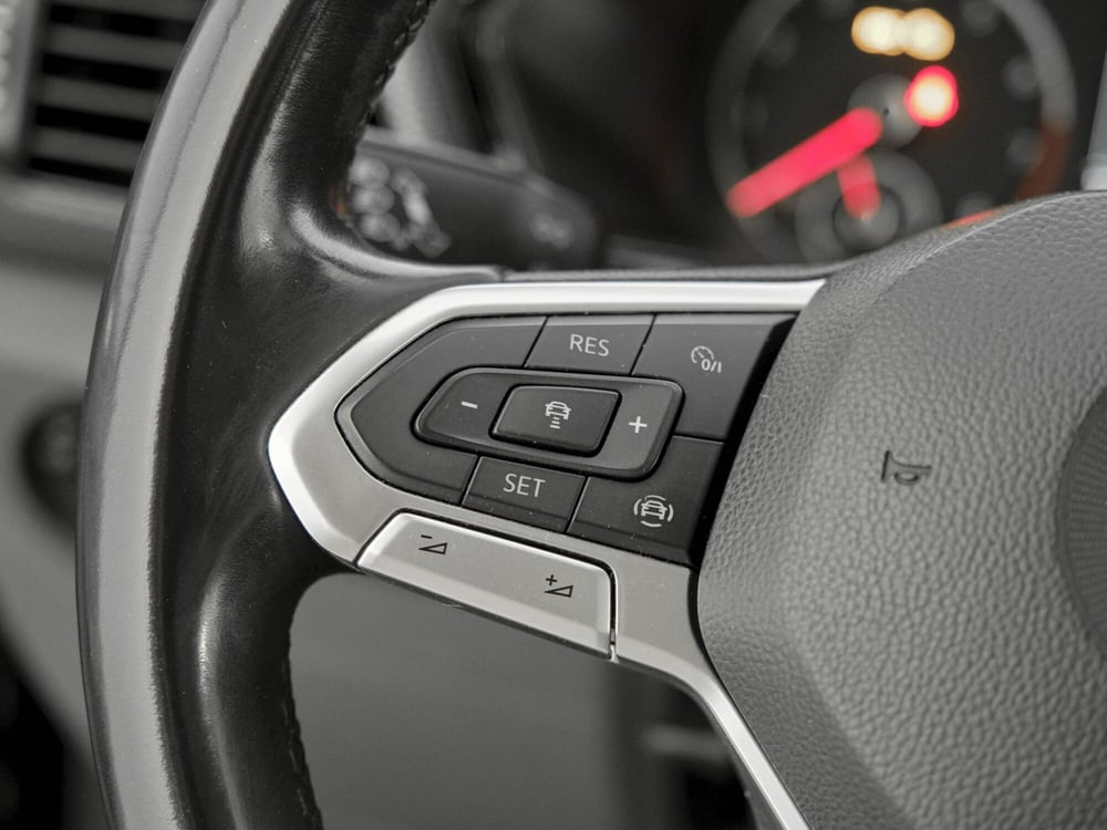 Volkswagen T-Cross usata a Prato (9)