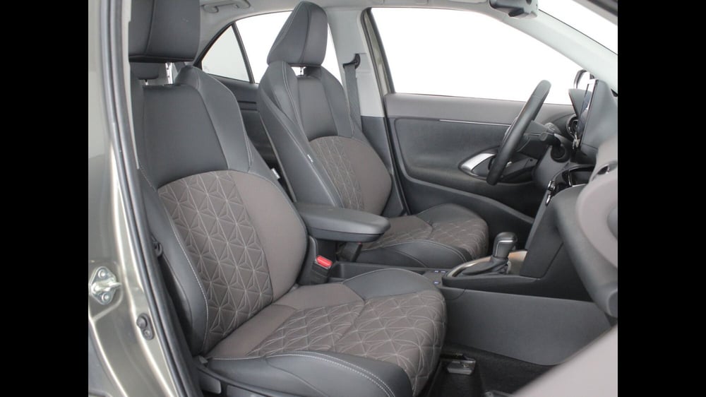 Toyota Yaris Cross usata a Palermo (7)