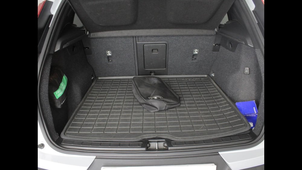 Volvo XC40 usata a Palermo (10)