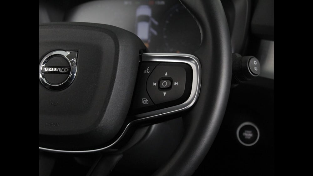 Volvo XC40 usata a Palermo (15)
