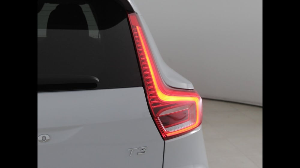 Volvo XC40 usata a Palermo (18)