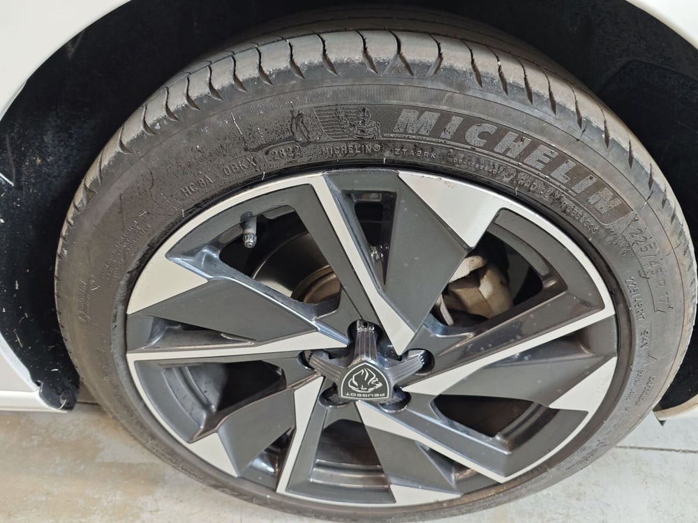Peugeot 308 usata a Cremona (20)