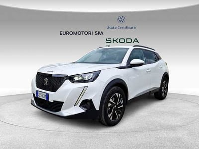 Peugeot 2008 PureTech 130 S&amp;S Allure Navi Pack del 2021 usata a Monteriggioni