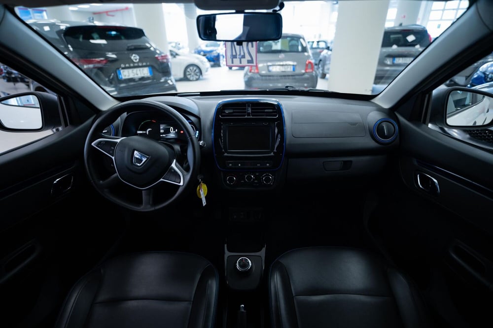 Dacia Spring usata a Torino (9)