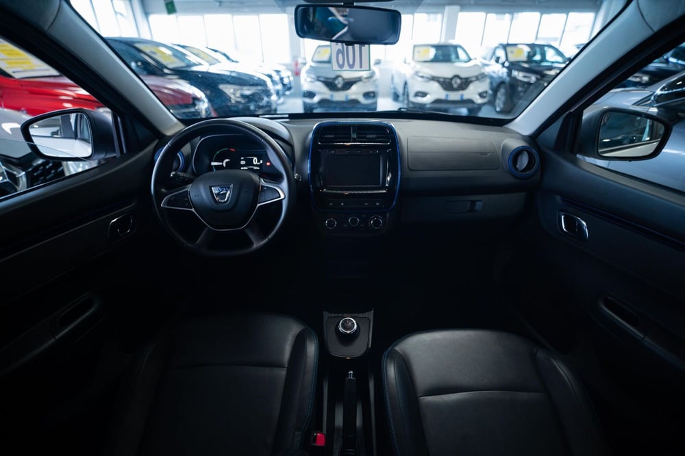 Dacia Spring usata a Torino (9)