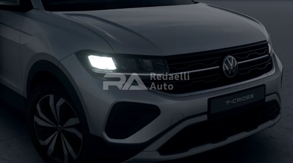 Volkswagen T-Cross nuova a Lecco (4)