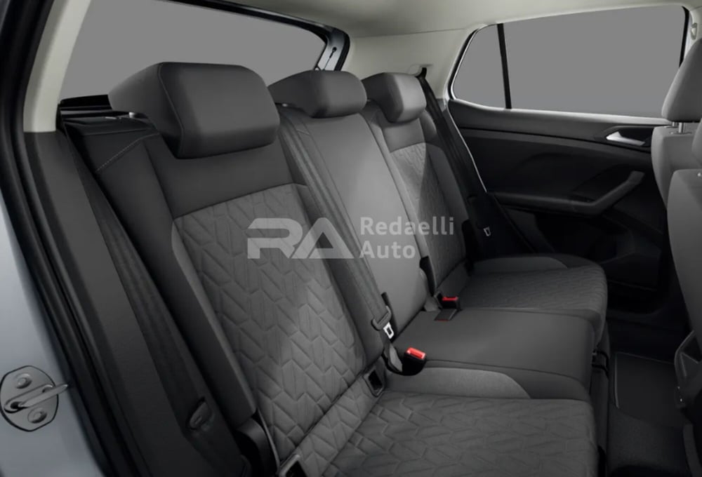 Volkswagen T-Cross nuova a Lecco (8)