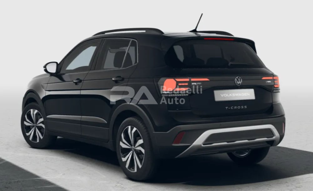 Volkswagen T-Cross nuova a Lecco (3)