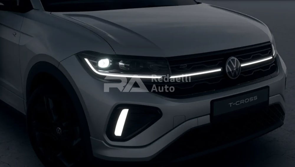 Volkswagen T-Cross nuova a Lecco (4)