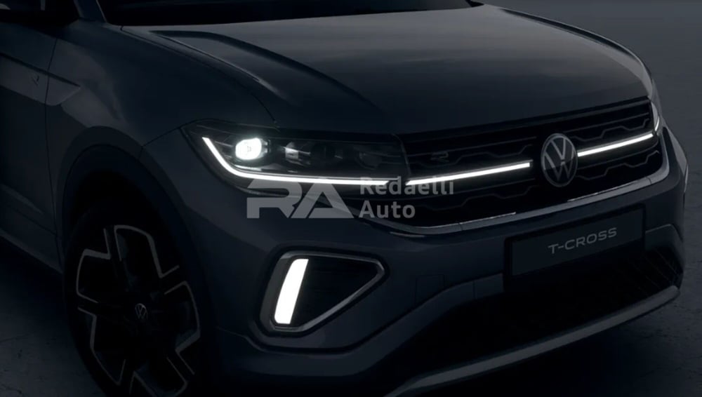 Volkswagen T-Cross nuova a Lecco (4)