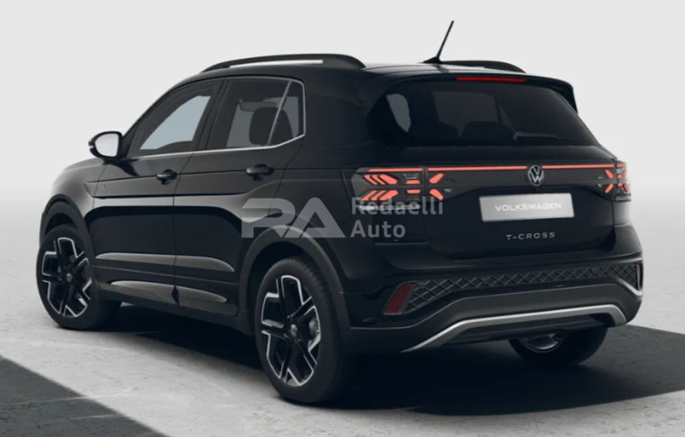 Volkswagen T-Cross nuova a Lecco (3)