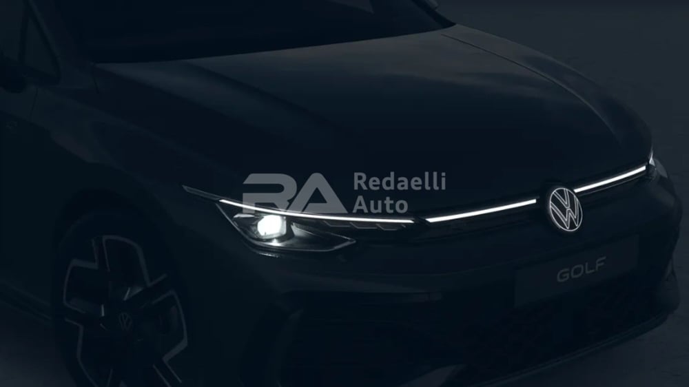 Volkswagen Golf Variant nuova a Lecco (4)