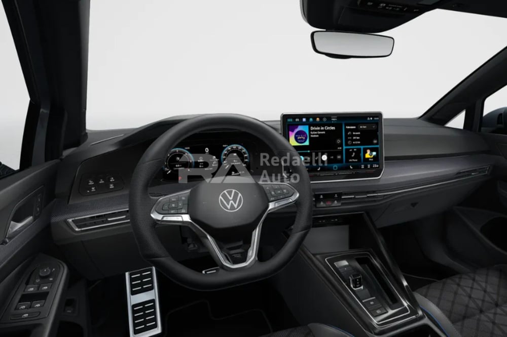 Volkswagen Golf Variant nuova a Lecco (5)