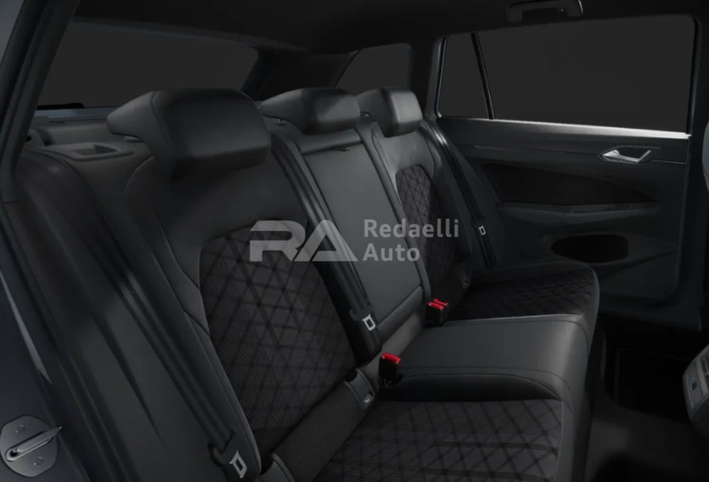 Volkswagen Golf Variant nuova a Lecco (8)