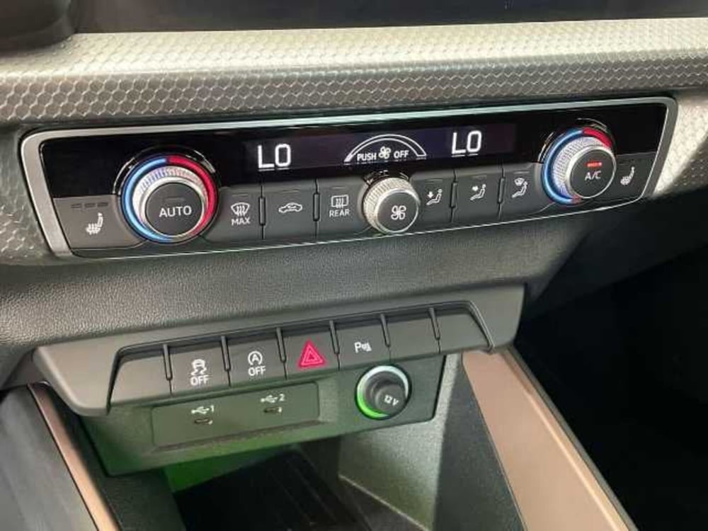 Audi A1 allstreet usata a Pistoia (9)