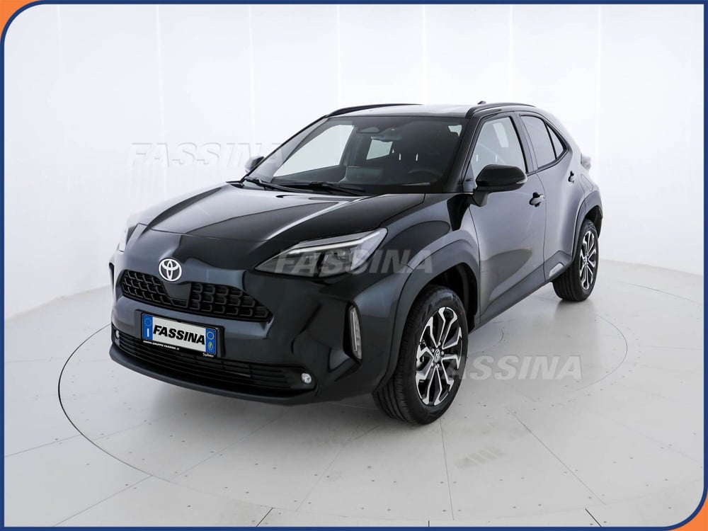 Toyota Yaris Cross nuova a Milano (3)