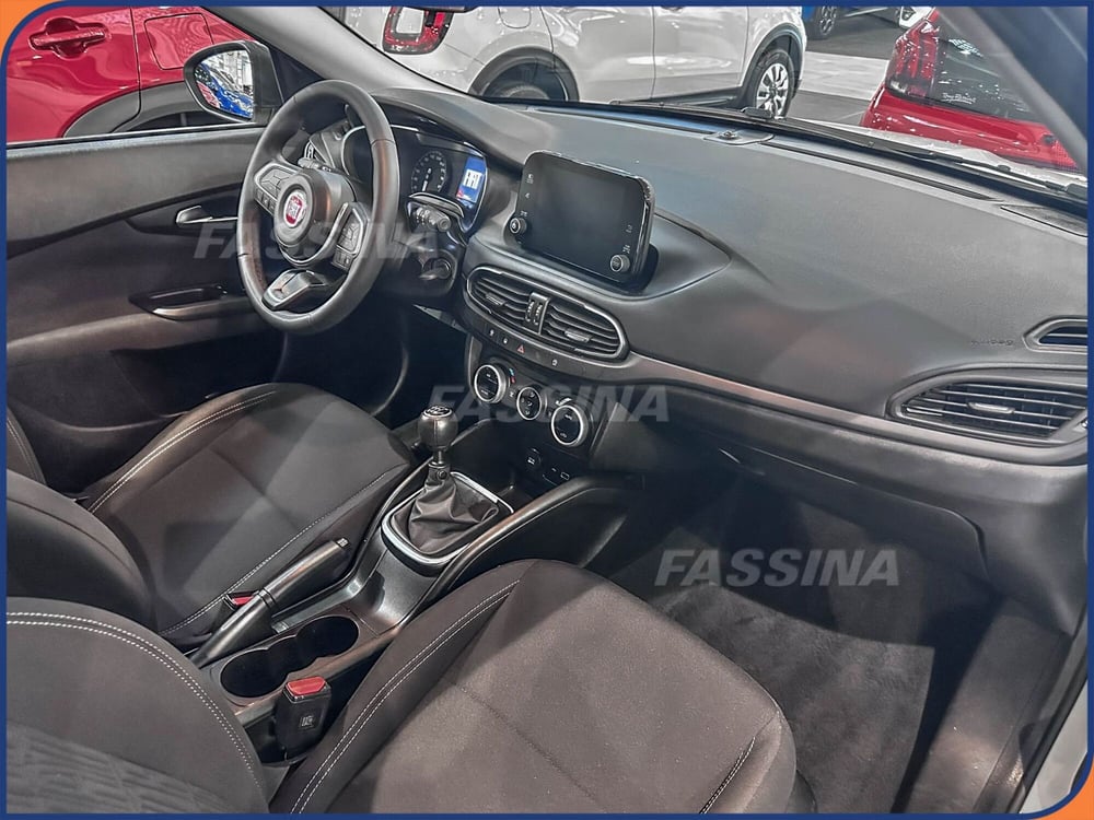 Fiat Tipo Station Wagon usata a Milano (11)