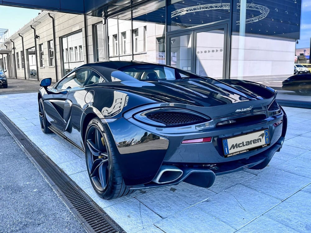 McLaren 540C usata a Milano (4)