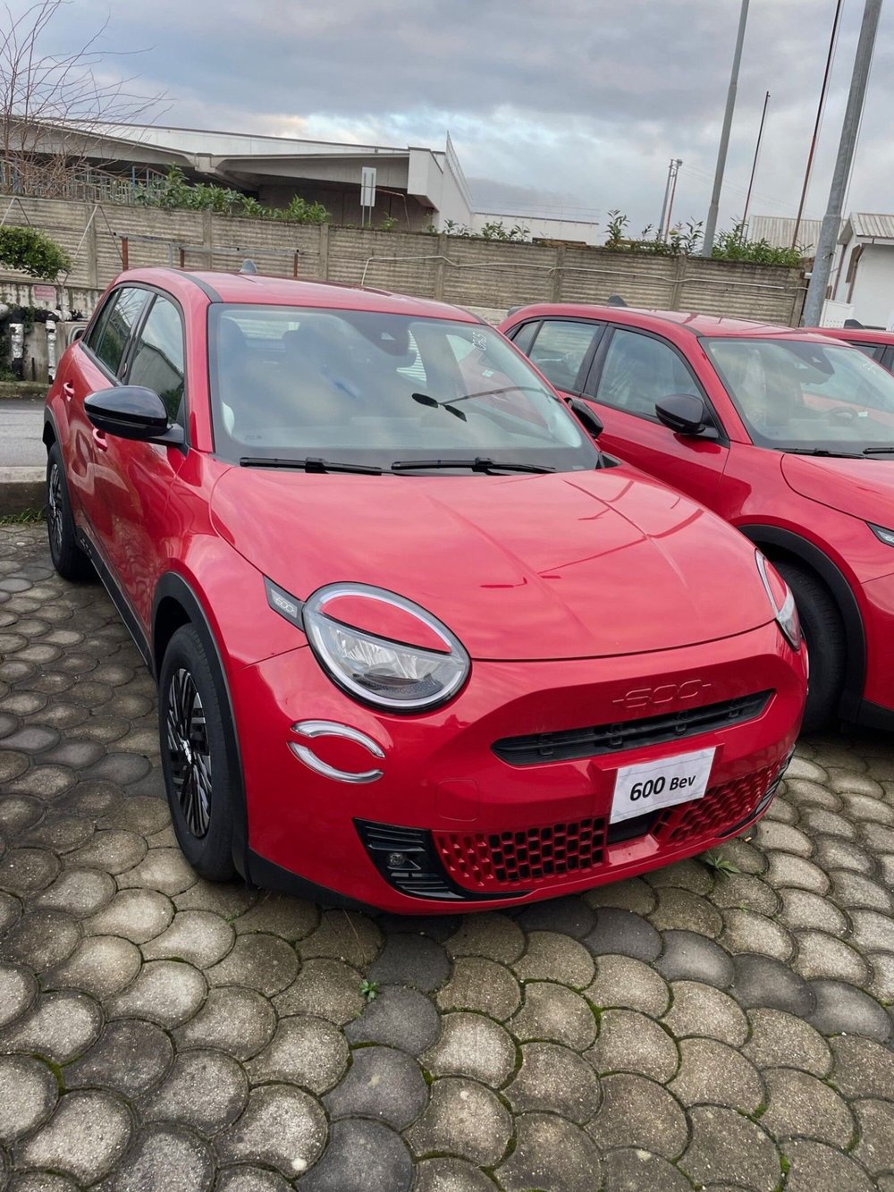 Fiat 600e nuova a Lucca (3)