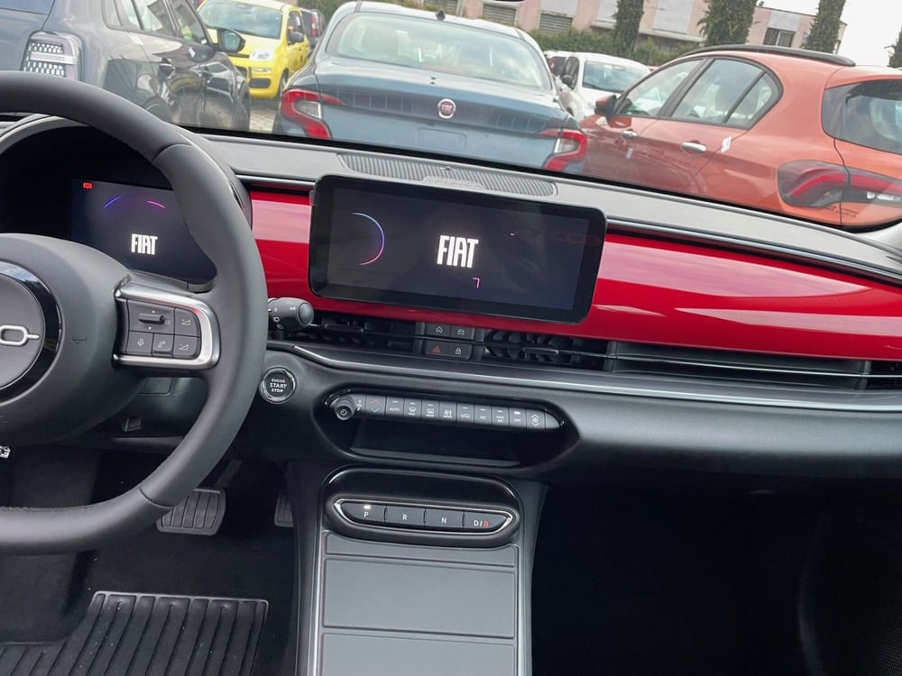 Fiat 600e nuova a Lucca (9)