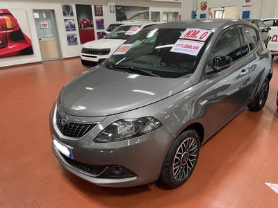 Lancia Ypsilon 1.0 FireFly 5 porte S&amp;S Hybrid Gold Plus nuova a Altopascio