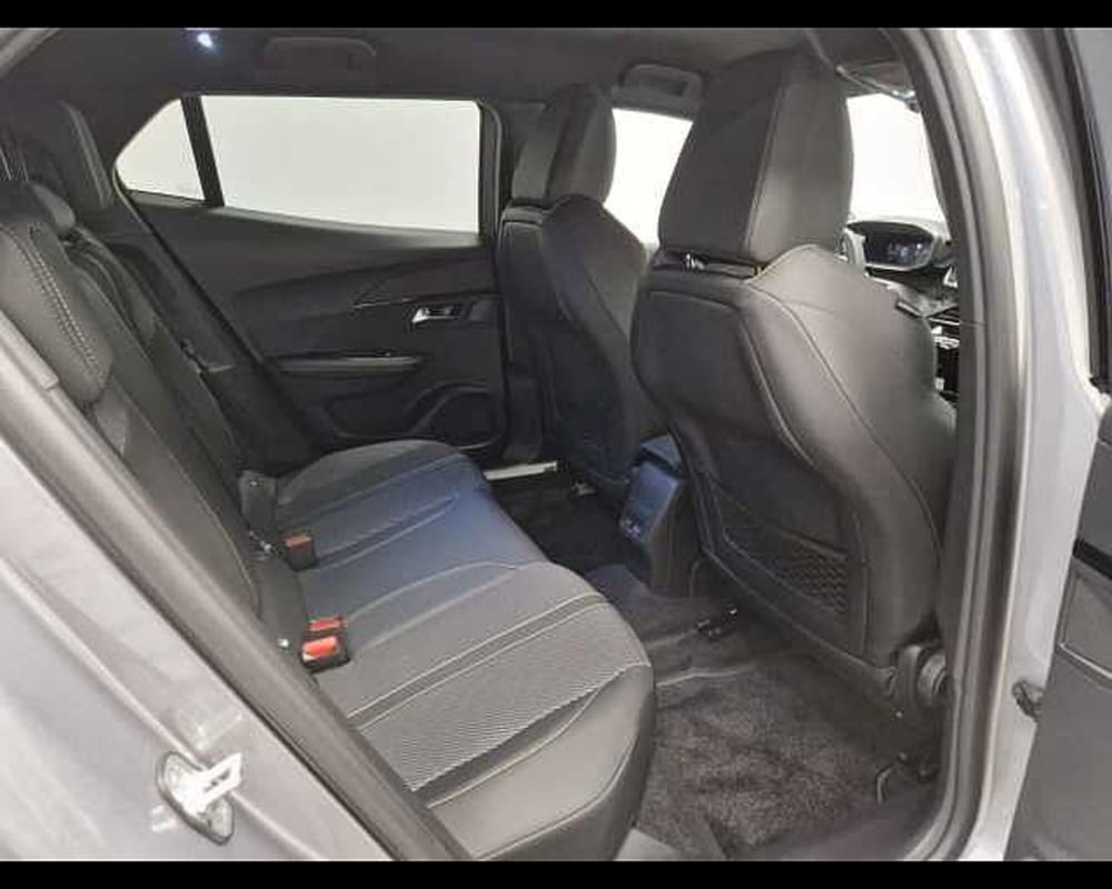 Peugeot 2008 usata a Milano (16)