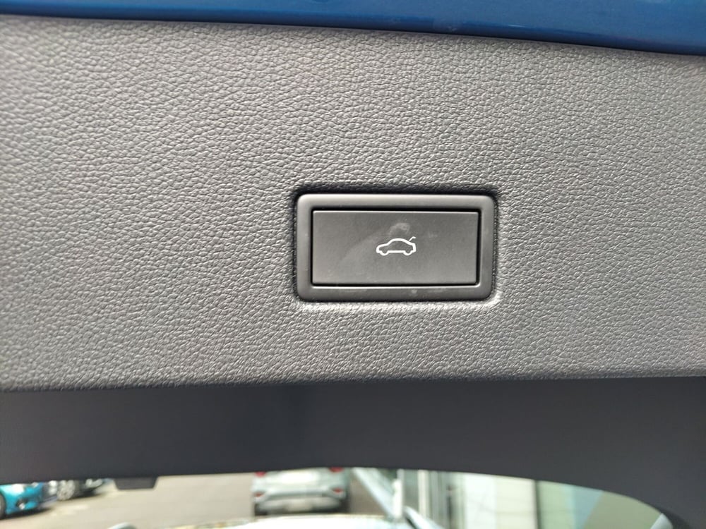 Volkswagen T-Roc usata a Modena (15)