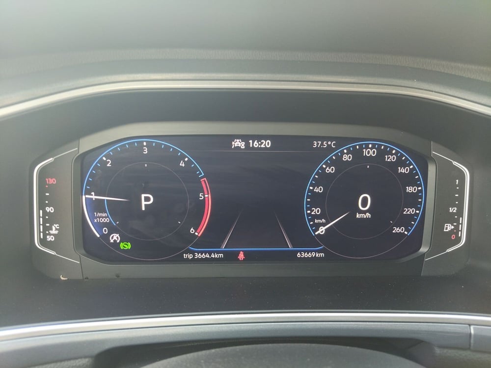 Volkswagen T-Roc usata a Modena (9)