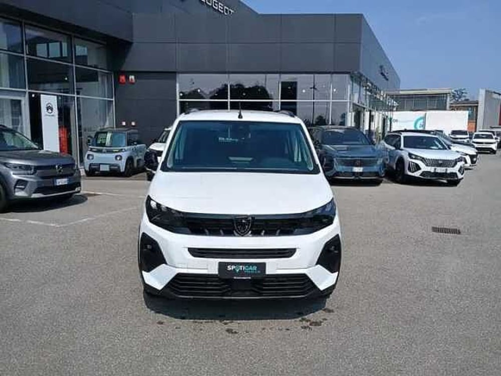 Peugeot Rifter nuova a Milano (2)