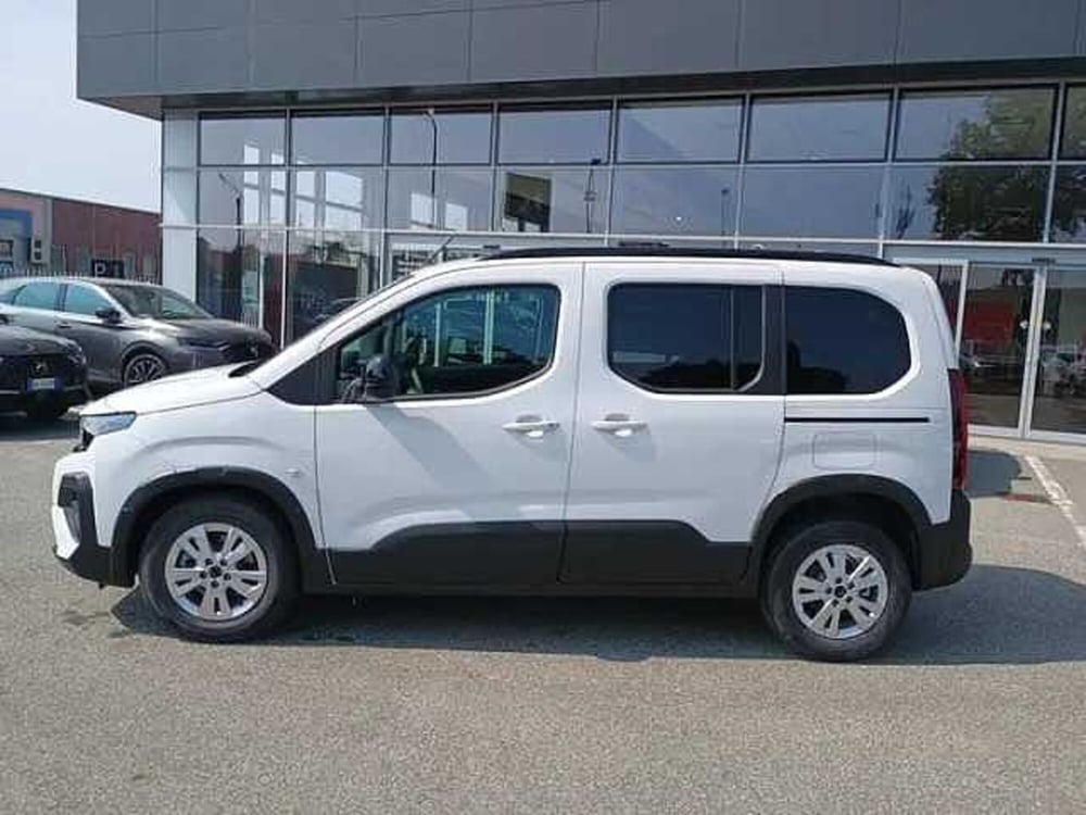 Peugeot Rifter nuova a Milano (4)