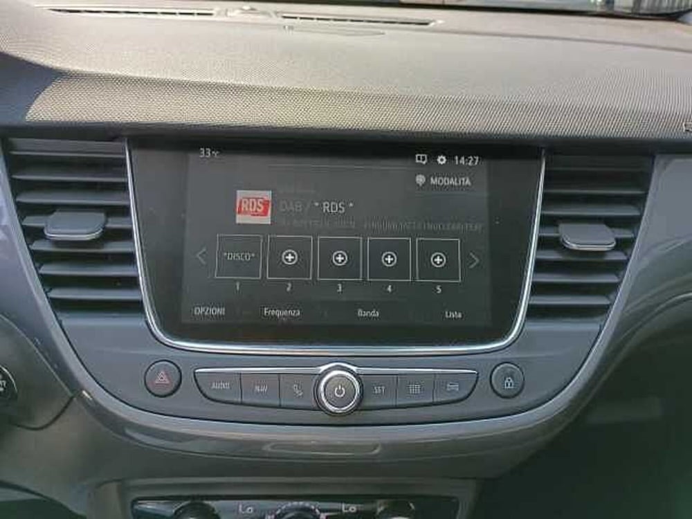 Opel Crossland usata a Milano (14)