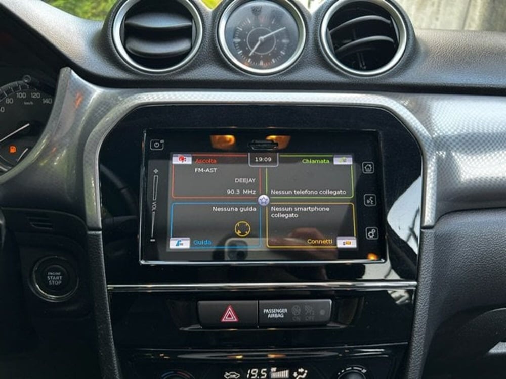 Suzuki Vitara usata a Vercelli (20)