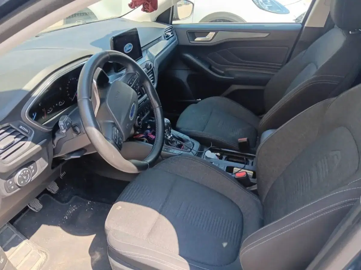 Ford Focus usata a Latina (6)