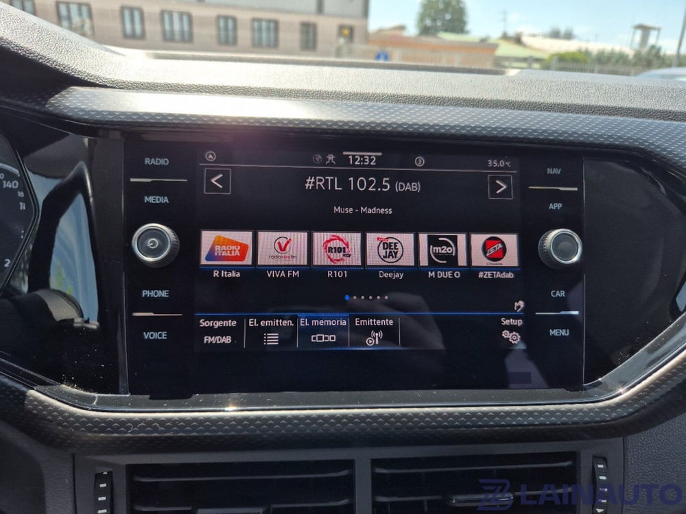 Volkswagen T-Cross usata a Milano (20)