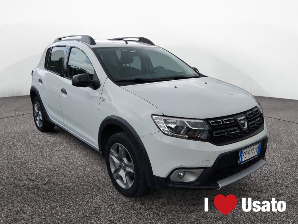 Dacia Sandero usata a Roma (2)