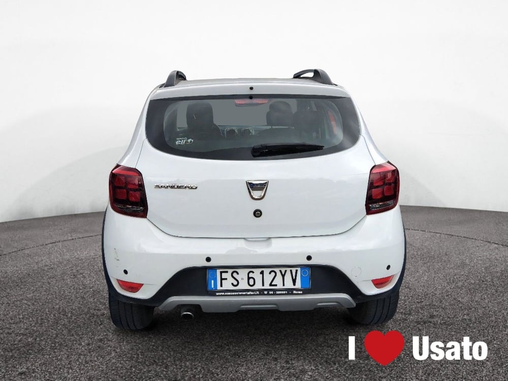 Dacia Sandero usata a Roma (5)