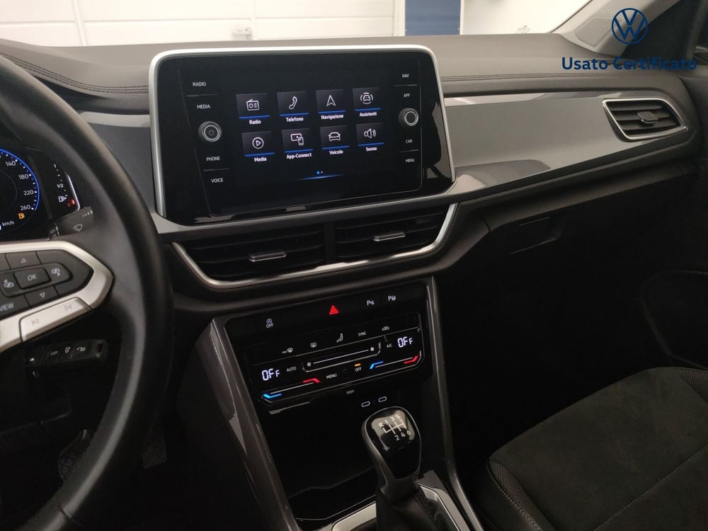 Volkswagen T-Roc usata a Varese (14)