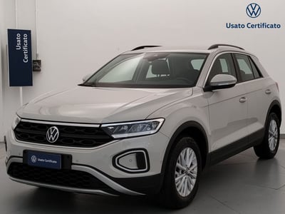 Volkswagen T-Roc 1.5 tsi Life dsg del 2022 usata a Busto Arsizio