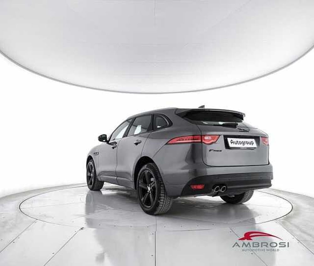Jaguar F-Pace usata a Perugia (4)