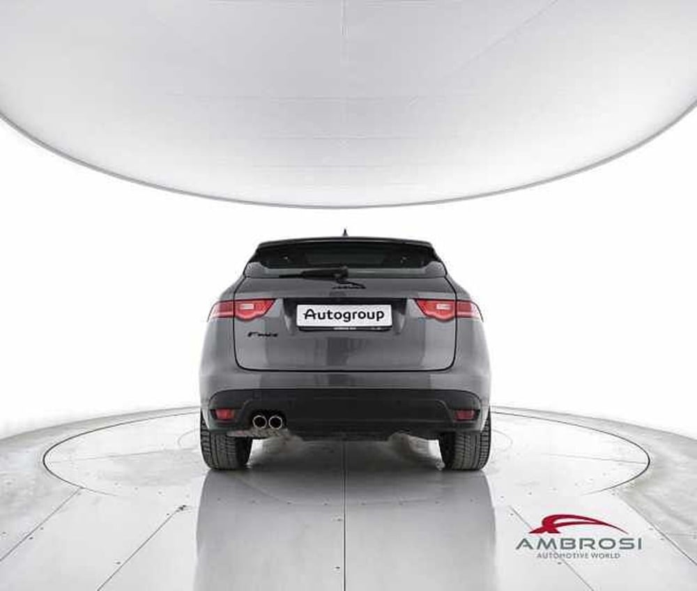 Jaguar F-Pace usata a Perugia (6)